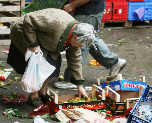 Ricerca Istat, nel 2008 in Italia il 45,8% delle pensioni sotto i 500 euro (fonte image: comm.rai.it) Ricerca Istat, nel 2008 in Italia il 45,8% delle pensioni sotto i 500 euro (fonte image: comm.rai.it)