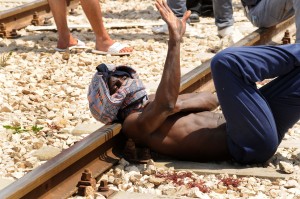 Rissa fra immigrati al Cara di Bari-Palese, cinque arresti (ST, nociebr.noblogs.org)