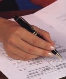 Bandi rilevatori Istat, anomalie a Monte Sant'Angelo. Le scuse del Comune dopo segnalazioni gruppo donne Tilak (Ph: mssve)