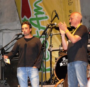 Peppe Totaro e Franco Salcuni presentazione compilation al raduno (ST)