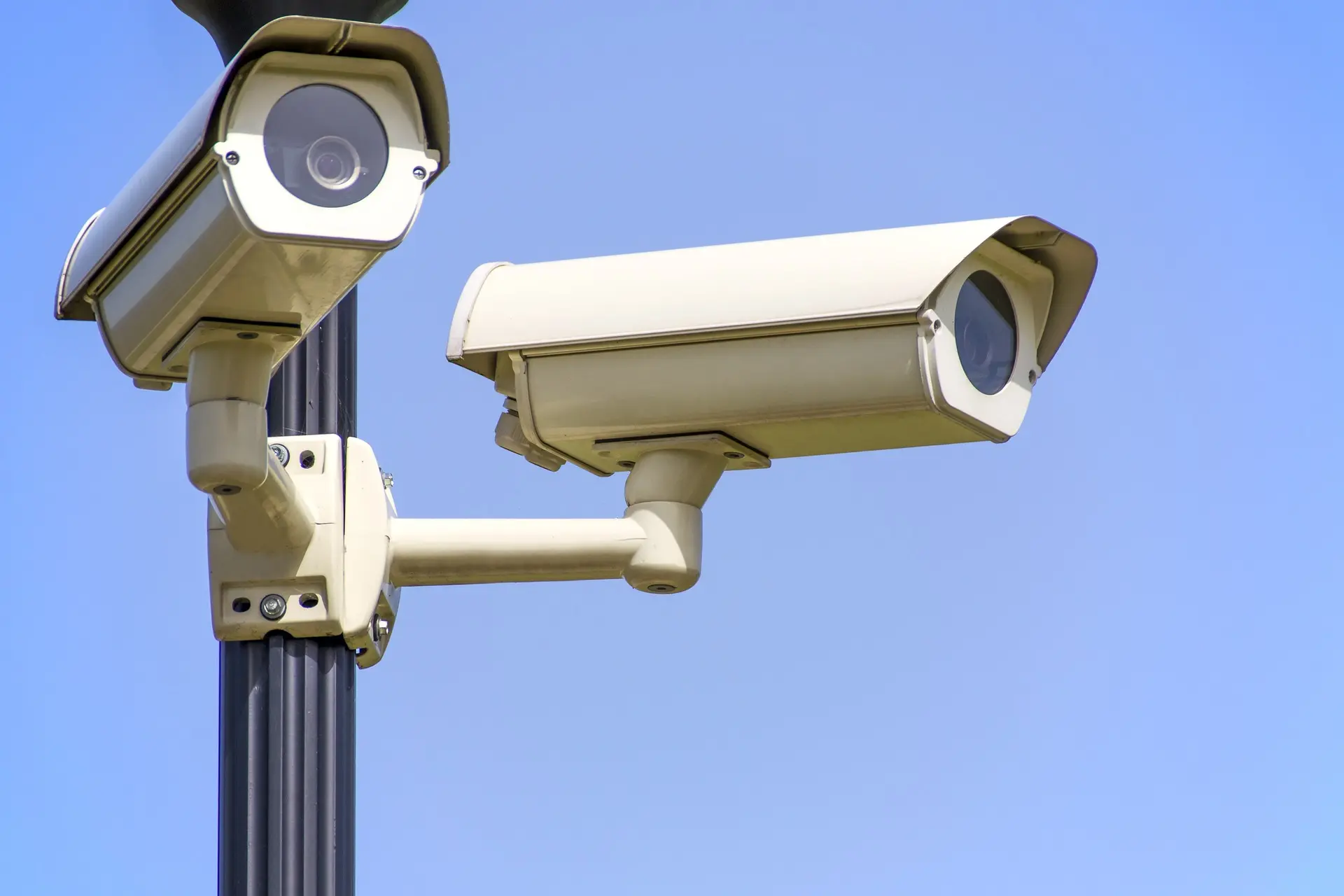 Manfredonia, nuovo sistema di videosorveglianza urbana: affidati i lavori per oltre 213mila euro