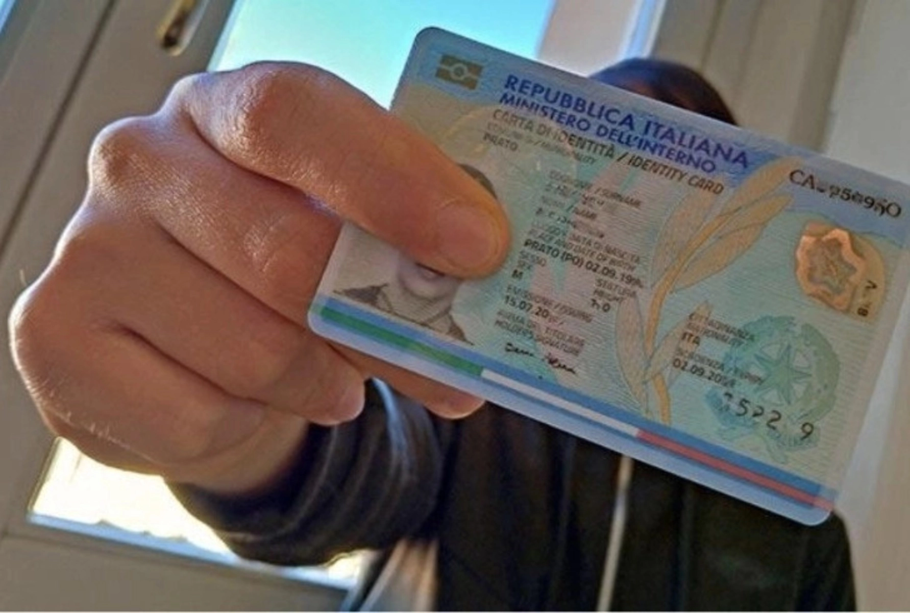 Foggia, apertura straordinaria dell’Ufficio Anagrafe per la Carta d’Identità Elettronica