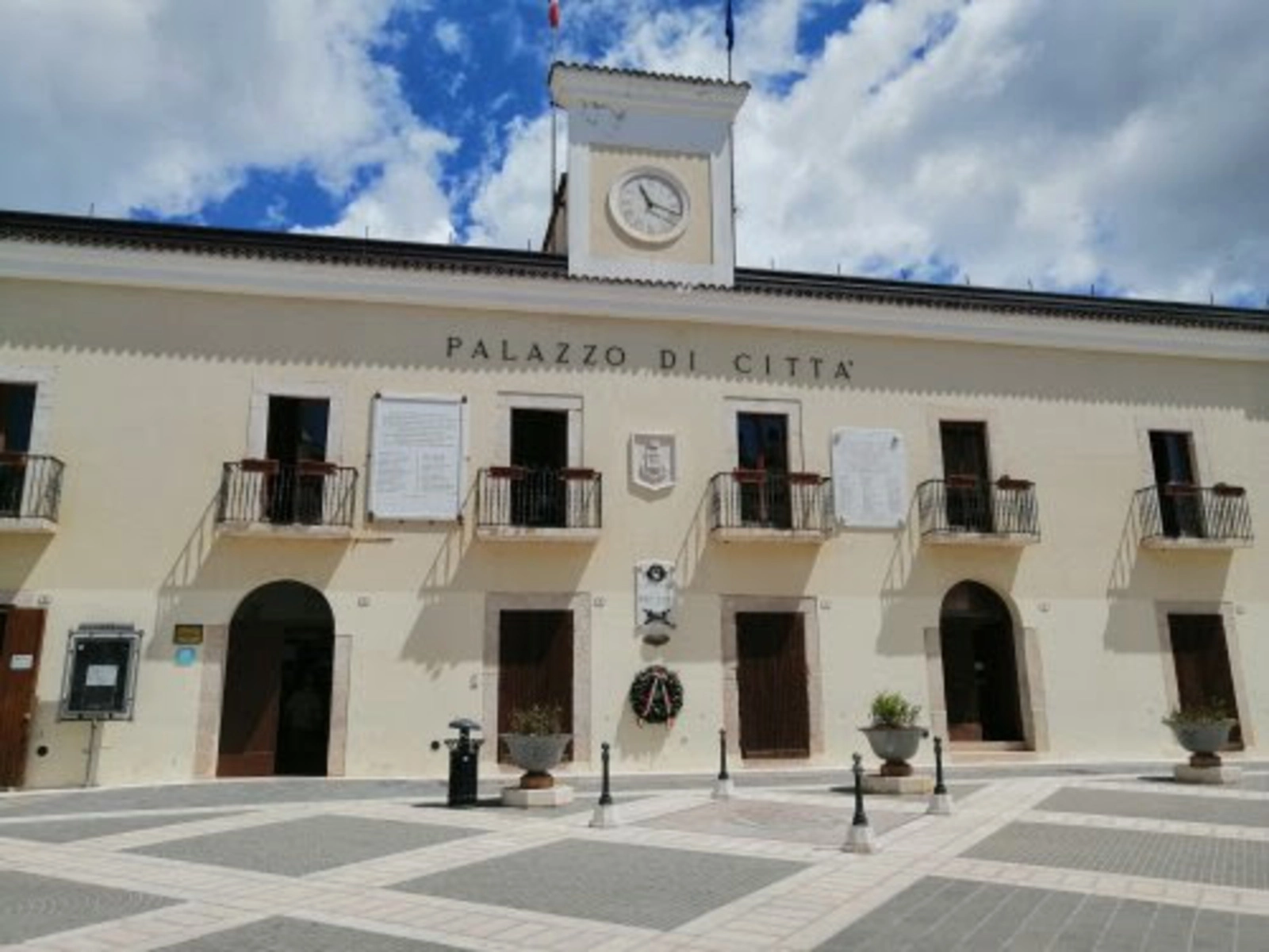 San Giovanni Rotondo: non i grandi nomi della politica, ma la politica vera